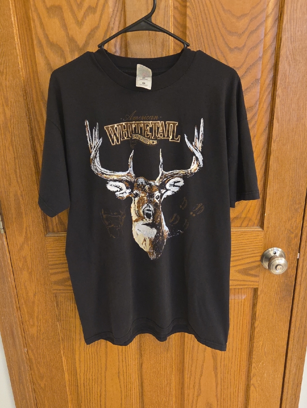 Men's Black 'American Whitetail' Tee